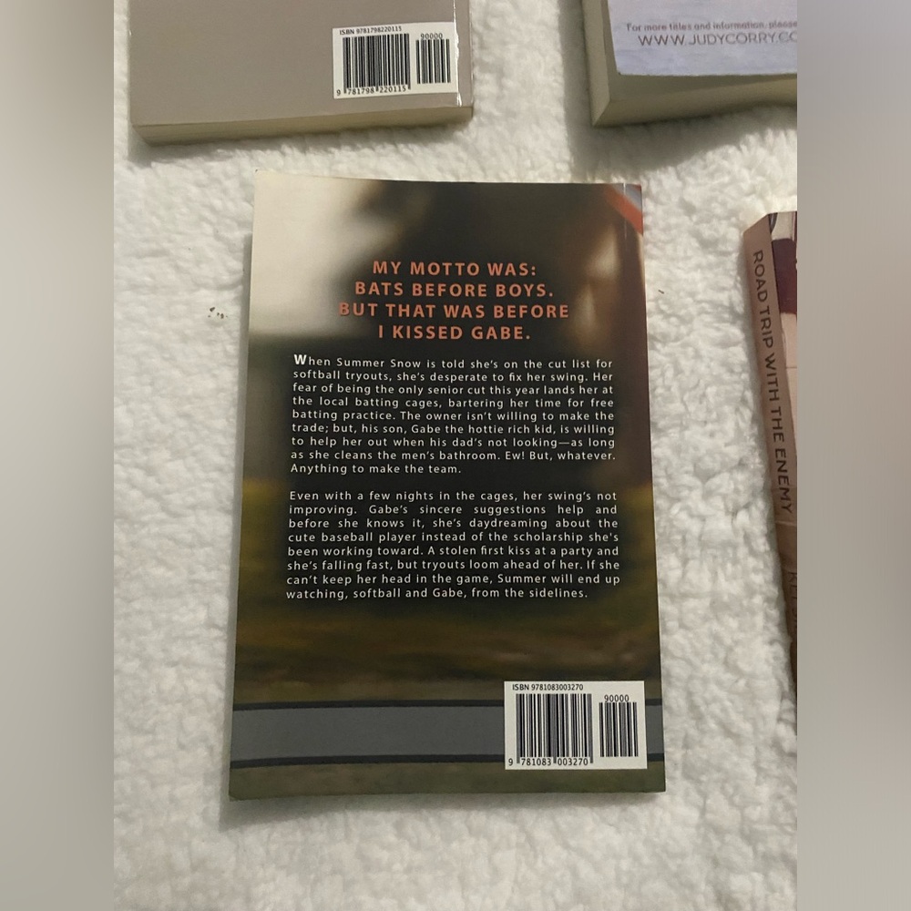 Sweet Water High Book Collection - Picture 11 of 16